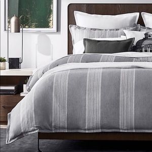 3 piece Queen duvet cover set